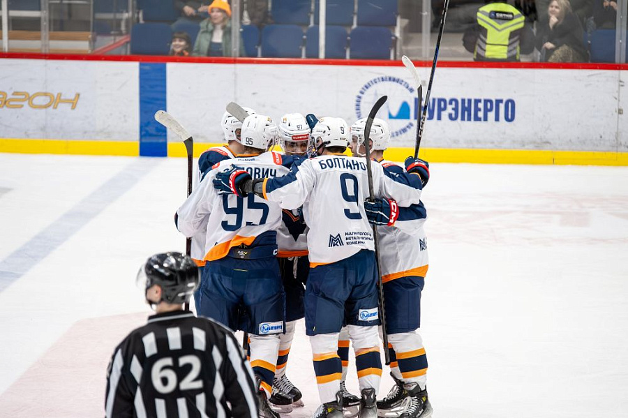  «Магнитка» добывает тяжёлую победу в Барнауле»